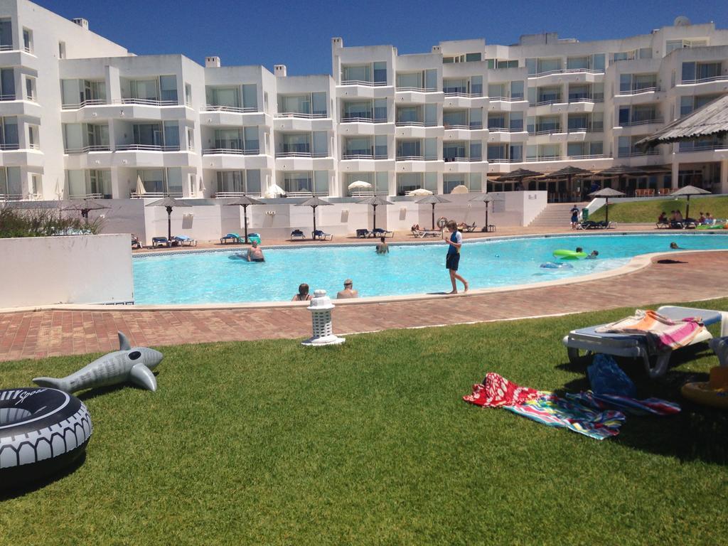 Hotel Aldeamento Turistico Da Prainha Alvor Exterior foto